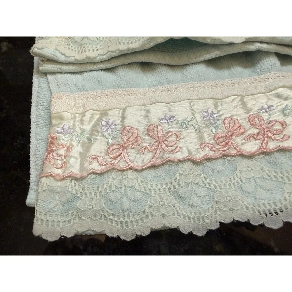 Vintage Jillian‎ Rose Collection Blue Pink Satin Floral USA 2 Hand Towels